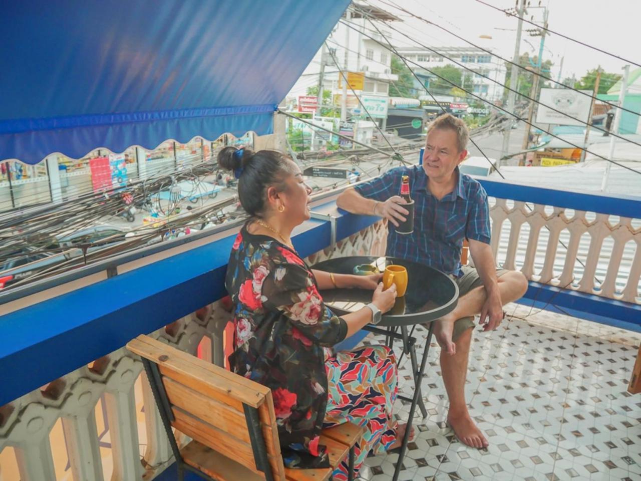 Noot'S Bar And Guesthouse Kanchanaburi City Exterior photo